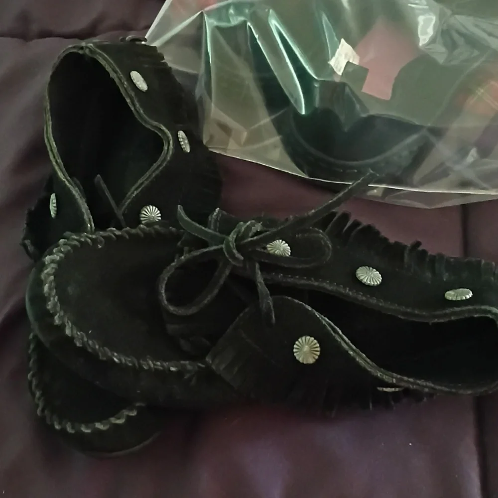Kids Black Fringe Moccasin Shoes